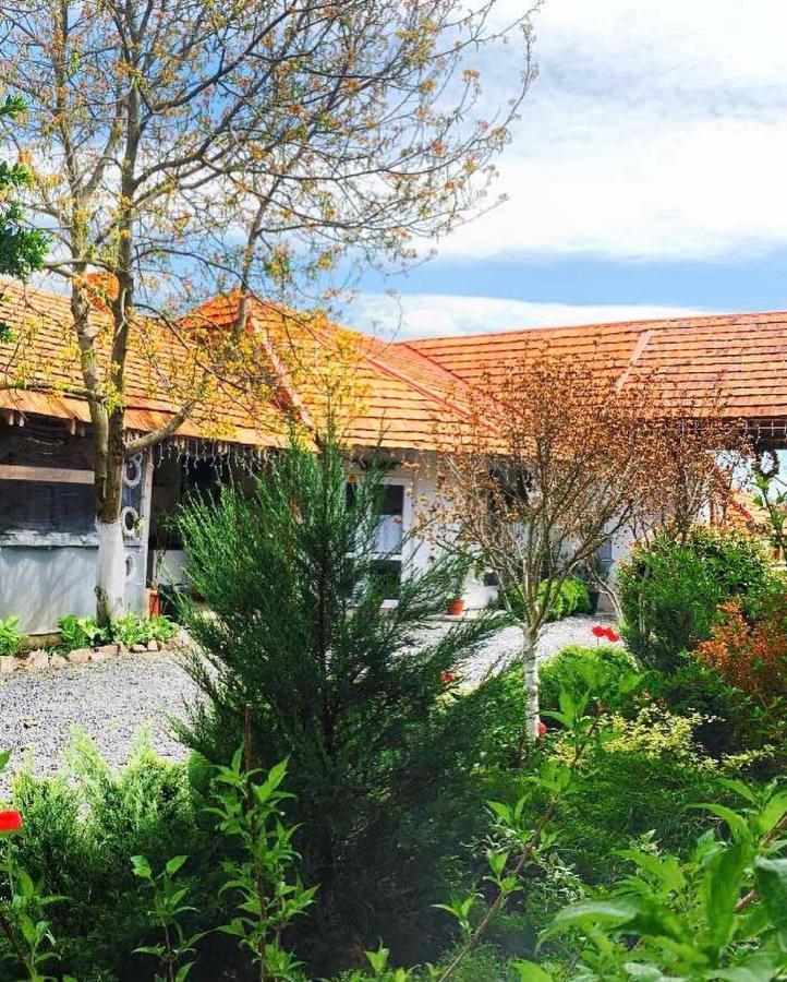 Villa Lukash Yanoshi Extérieur photo
