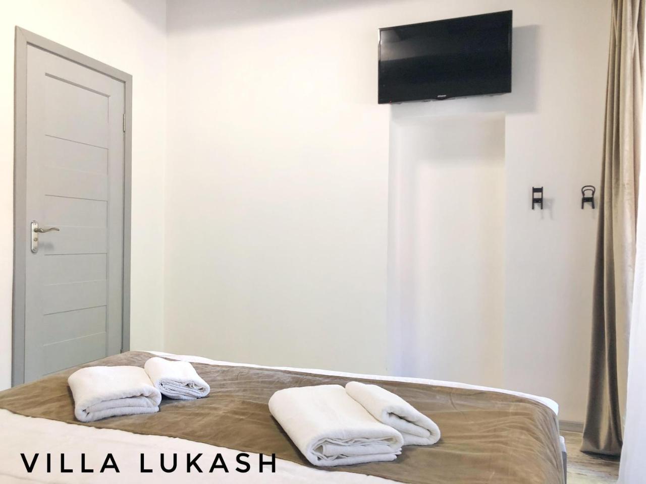 Villa Lukash Yanoshi Extérieur photo