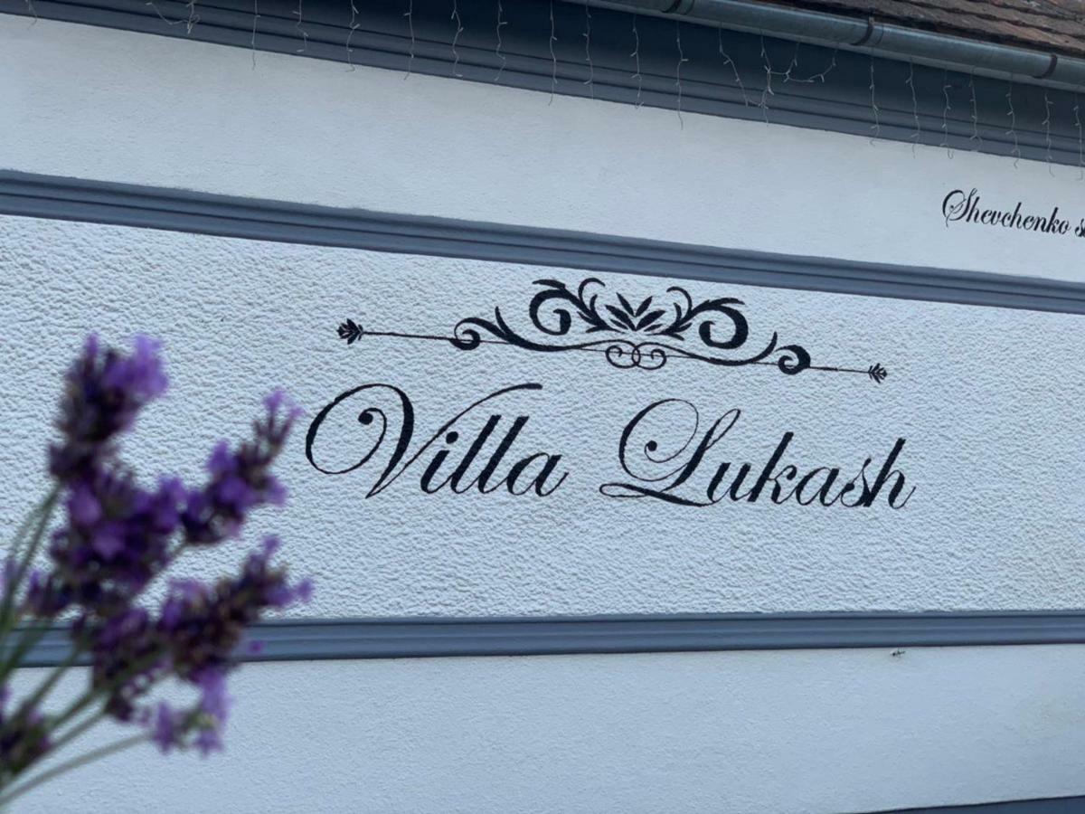 Villa Lukash Yanoshi Extérieur photo